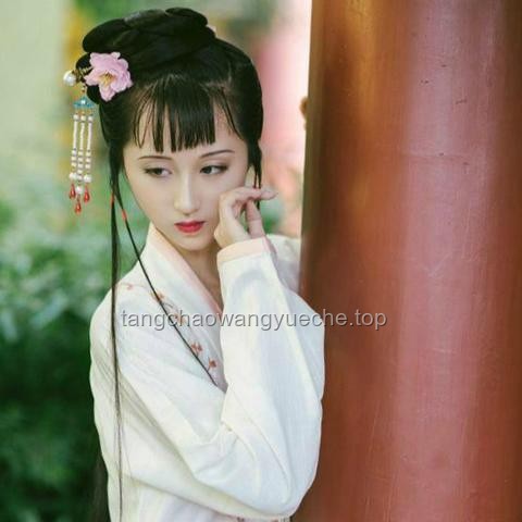 **娱乐圈那些真假难辨的瓜：深度剖析与心得分享**